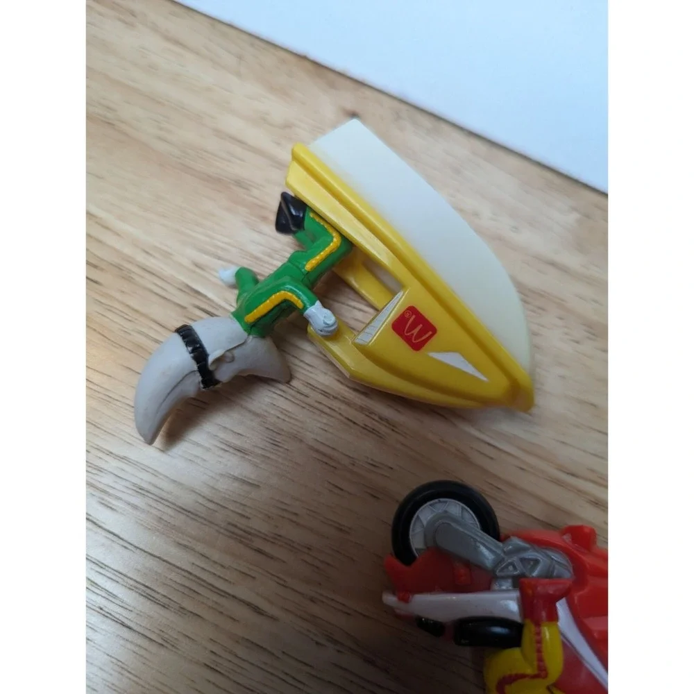 Lot 3 1988 Mac Tonight Toys 2 yellow jetski & one red motorbike Kids Meal 3 inch
